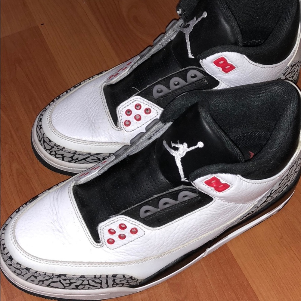 Nike Air Jordan Retro 3 (Infrared 23) Size 7!
